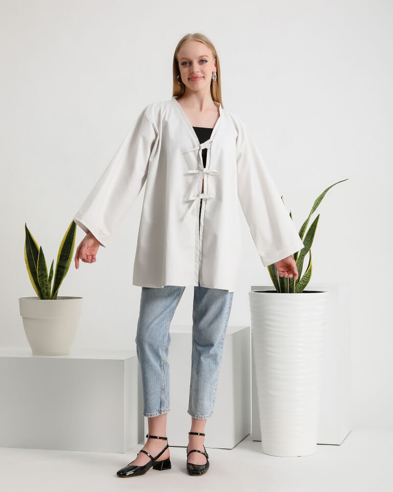 Beyaz Bağlamalı Kimono