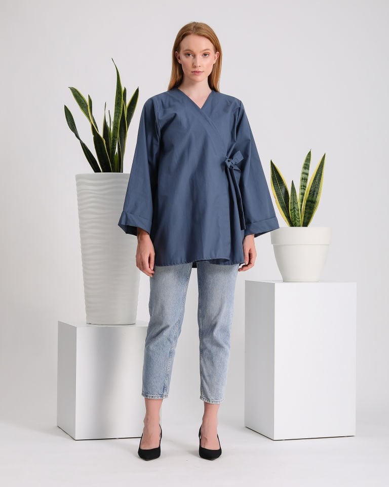 Mavi Yandan Bağlamalı Kimono