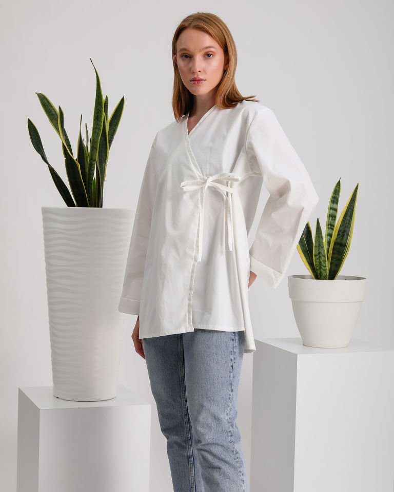 Yandan Bağlamalı Beyaz Kimono