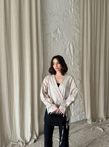 Ekru Yırtmaçlı Kimono