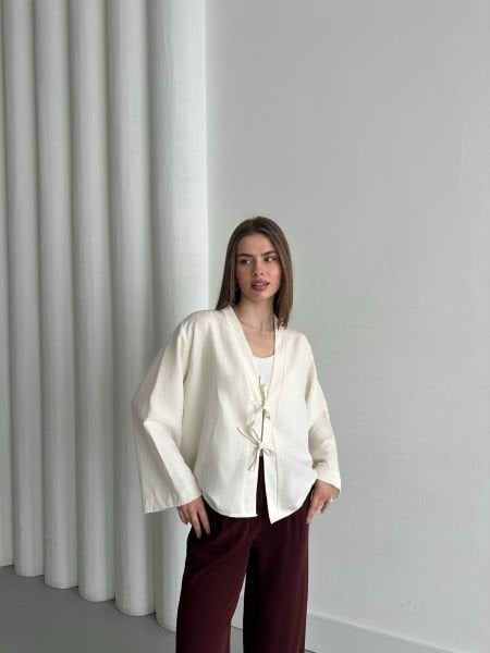 Beyaz Bağlamalı Kimono