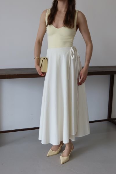 Beyaz Bağlamalı Pamuk Etek